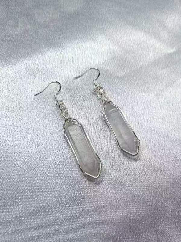 Linz-Crystal Whisper(handmade necklace Jewelry)